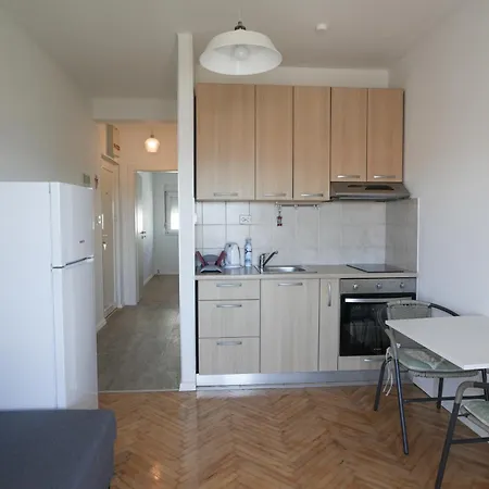 Apartment Sunset Dreams - 5min Beach Walk Trogir
